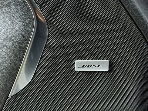 Used 2022 Chevrolet Suburban Z71 w/ Z71 Off-Road Package image 19