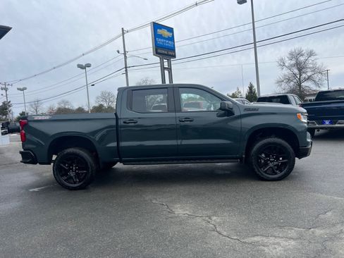 Used 2025 Chevrolet Silverado 1500 LT Trail Boss w/ LPO, Dark Essentials Package image 7