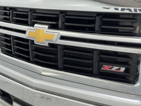 Used 2015 Chevrolet Silverado 1500 LT image 37