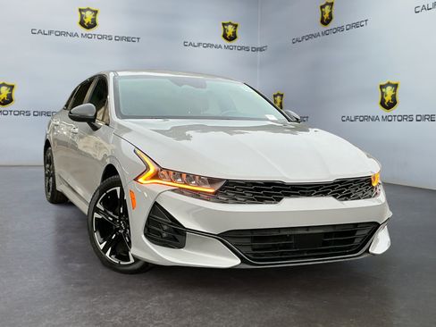 Used 2024 Kia K5 GT-Line w/ GT-Line Premium Package image 3