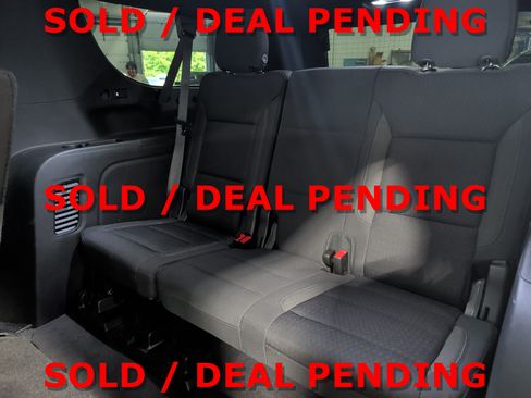 Used 2022 GMC Yukon XL SLE AWD/4WD image 9
