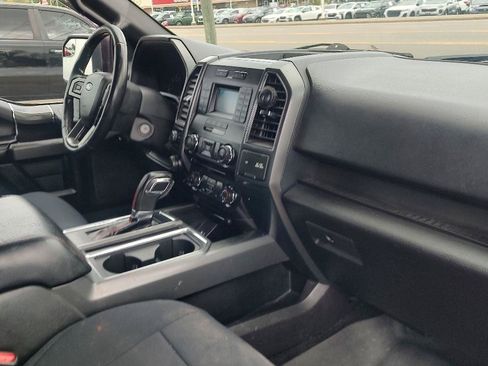 Used 2017 Ford F150 XLT w/ Equipment Group 301A Mid AWD/4WD image 24