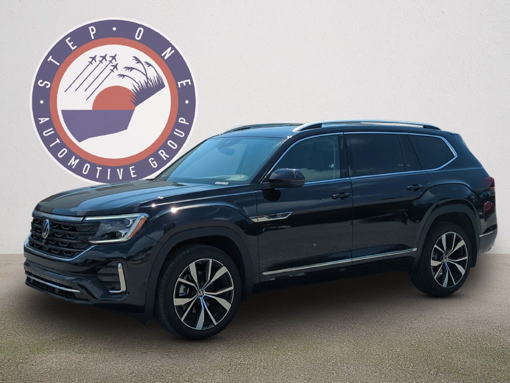 Used 2026 Volkswagen Atlas SEL Premium R-Line AWD/4WD image 2