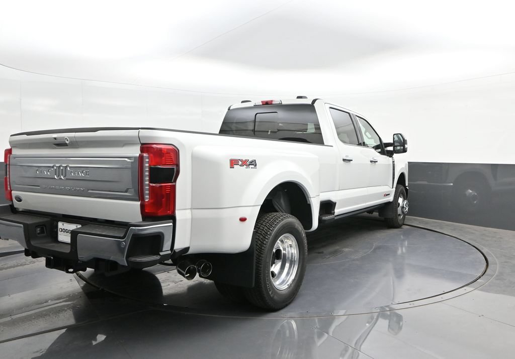 New 2026 Ford F350 King Ranch w/ Chrome Package AWD/4WD image 11