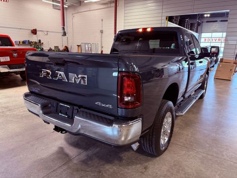 Used 2026 RAM 2500 Big Horn AWD/4WD image 25