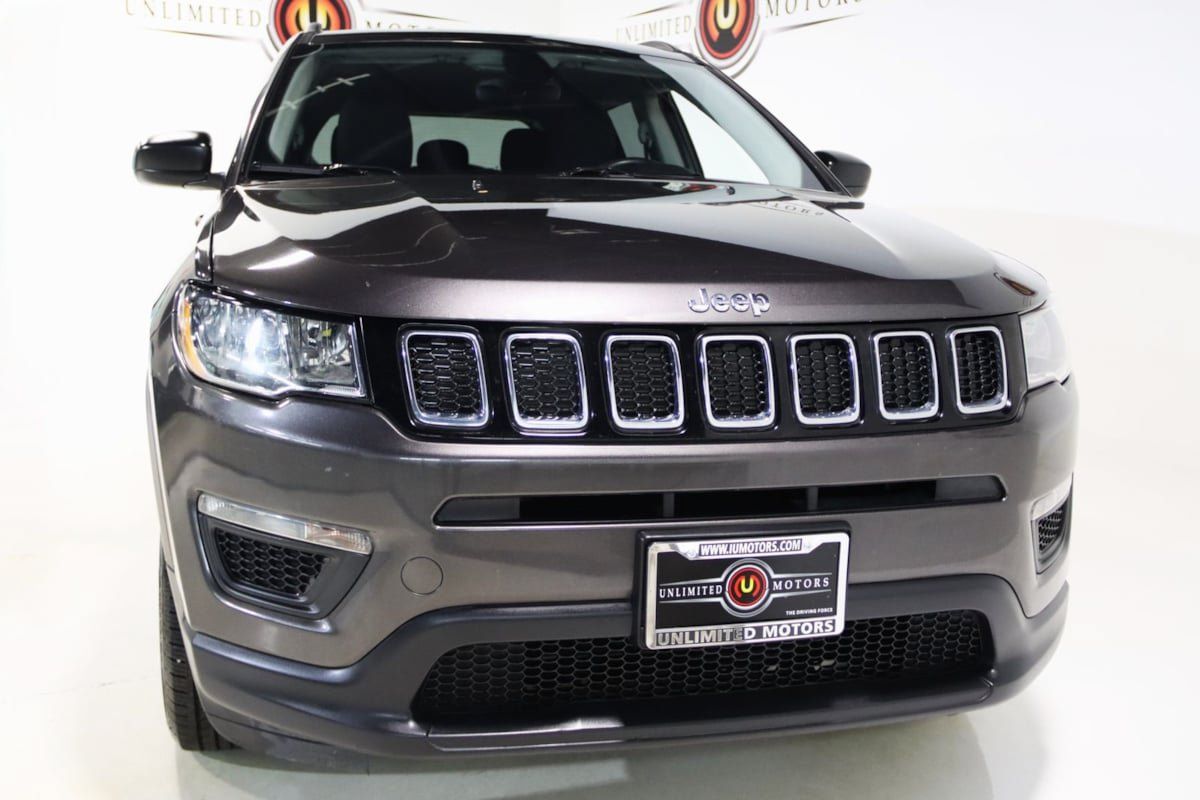 Used 2018 Jeep Compass Sport AWD/4WD image 17