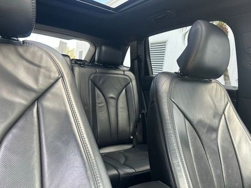 Used 2017 Lincoln MKX Reserve image 36