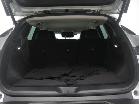 Used 2025 Nissan Murano SV AWD/4WD image 17