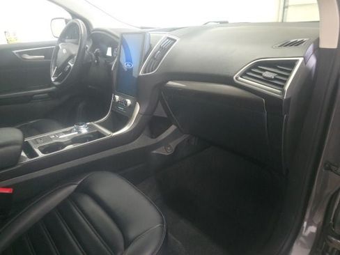 Used 2024 Ford Edge SEL w/ Convenience Package AWD/4WD image 5