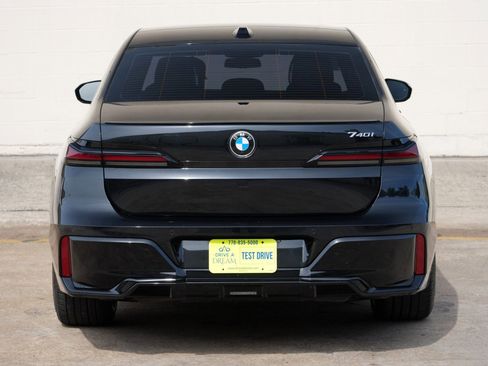 Used 2023 BMW 740i RWD image 62