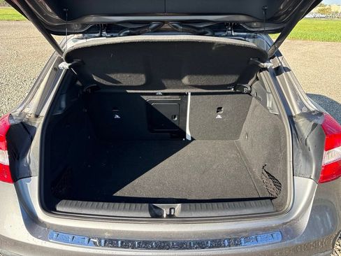 Used 2017 Mercedes-Benz GLA 250 4MATIC image 10