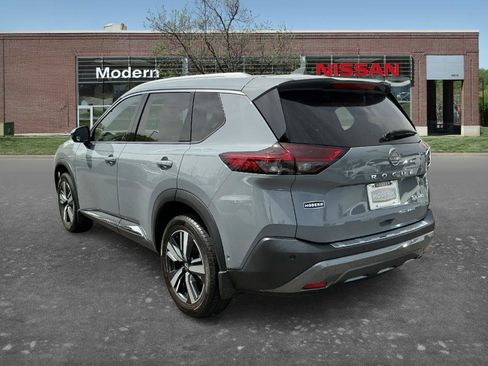 Certified 2023 Nissan Rogue SL w/ SL Premium Package image 2