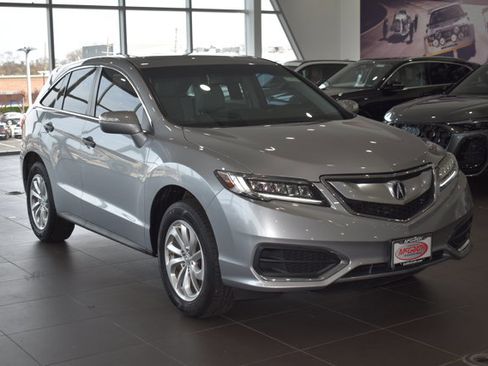Used 2017 Acura RDX AWD w/ Technology Package image 4