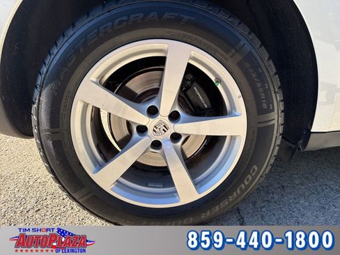 Used 2020 Porsche Macan image 21