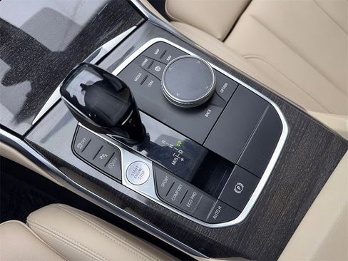 Used 2019 BMW 330i Sedan w/ Driving Assistance Package image 64