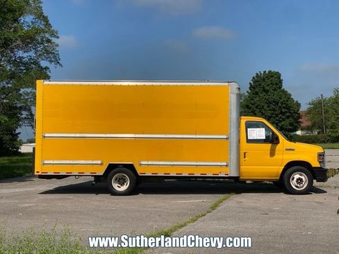 Used 2019 Ford E-350 and Econoline 350 Super Duty RWD image 8