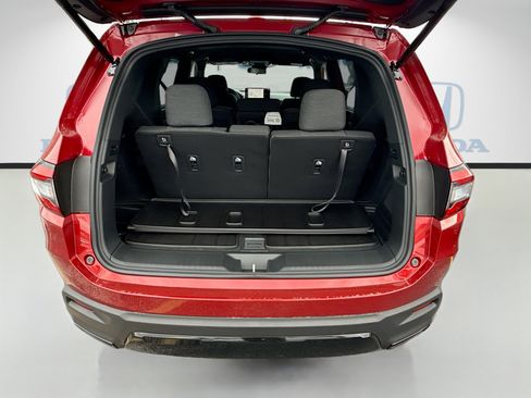 New 2026 Honda Pilot Sport image 22