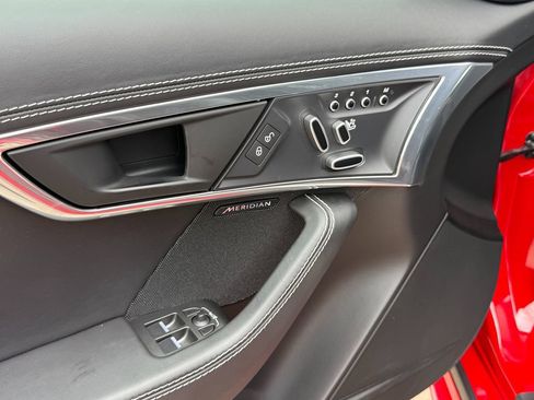 Used 2020 Jaguar F-TYPE Checkered Flag image 39