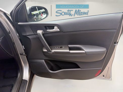 Used 2022 Kia Sportage LX FWD image 33