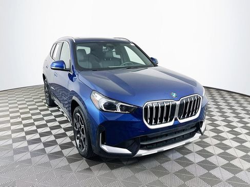 Used 2025 BMW X1 xDrive28i AWD/4WD image 1