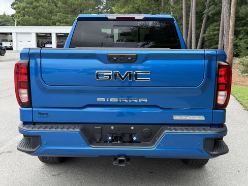 Used 2024 GMC Sierra 1500 Elevation w/ Elevation Premium Package AWD/4WD image 9