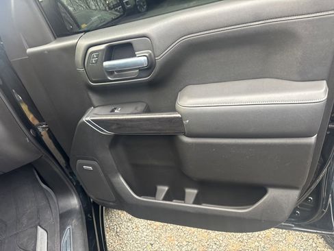 Used 2019 Chevrolet Silverado 1500 LTZ w/ LTZ Plus Package image 10