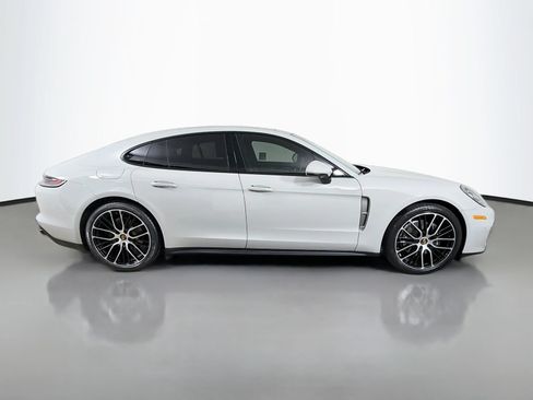 Used 2023 Porsche Panamera Platinum Edition RWD image 6