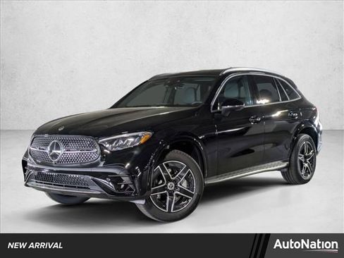 Used 2026 Mercedes-Benz GLC 300 GLC 300 image 1