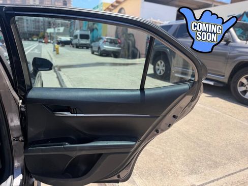 Used 2020 Toyota Camry LE FWD image 12