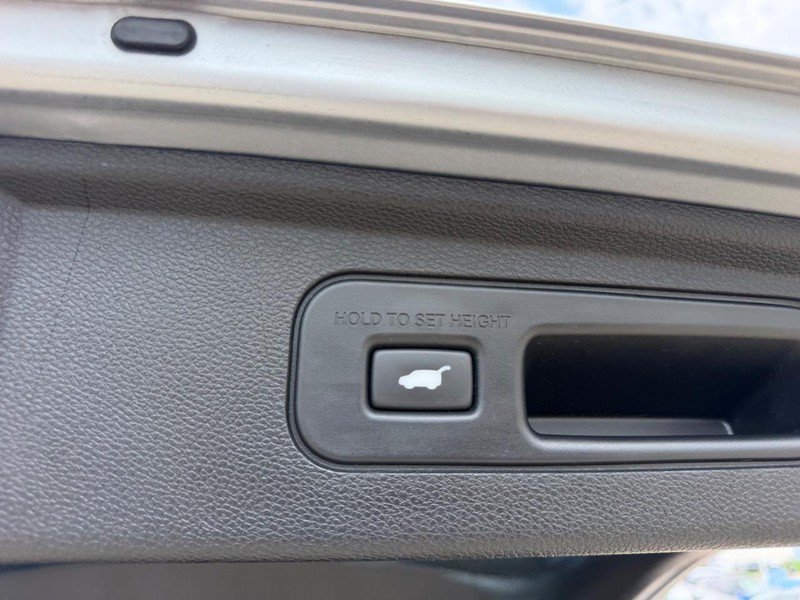 Certified 2025 Honda Odyssey EX-L image 5