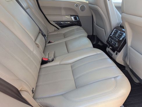 Used 2016 Land Rover Range Rover Supercharged image 11