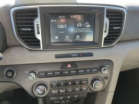 Used 2017 Kia Sportage EX w/ EX Premium Package image 8