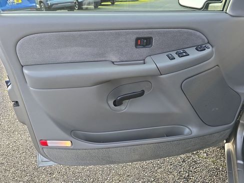 Used 2000 Chevrolet Silverado 1500 LS image 19