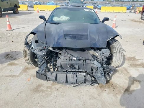 Used 2017 Chevrolet Corvette Stingray Coupe w/ Carbon Flash Badge Package RWD image 5