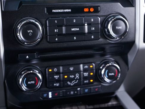 Used 2017 Ford F250 Lariat w/ Lariat Ultimate Package image 36