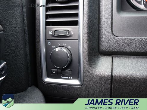 Used 2024 RAM 1500 Classic Warlock AWD/4WD image 30