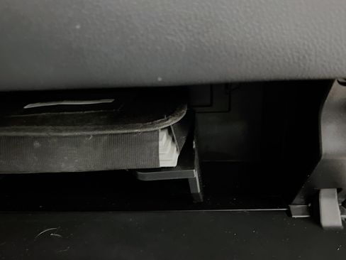 Used 2024 Toyota Tundra Limited AWD/4WD image 35