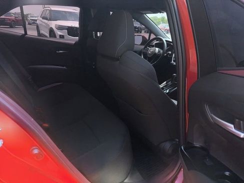 Used 2019 Toyota Corolla SE FWD image 18