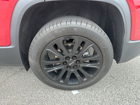 Used 2023 GMC Acadia SLE w/ Driver Convenience Package AWD/4WD image 15