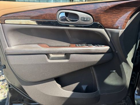 Used 2013 Buick Enclave Leather AWD/4WD image 11