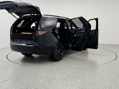 New 2026 Land Rover Discovery Dynamic SE AWD/4WD image 11