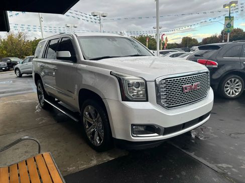 Used 2017 GMC Yukon Denali w/ Open Road Package image 3