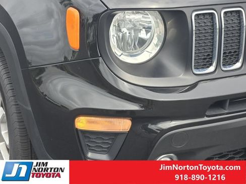 Used 2021 Jeep Renegade Latitude w/ Convenience Group AWD/4WD image 10
