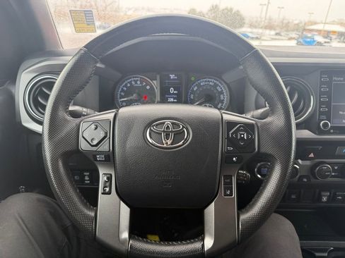 Used 2023 Toyota Tacoma TRD Off-Road AWD/4WD image 15