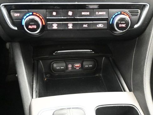 Used 2016 Kia Optima LX w/ Technology Package image 32