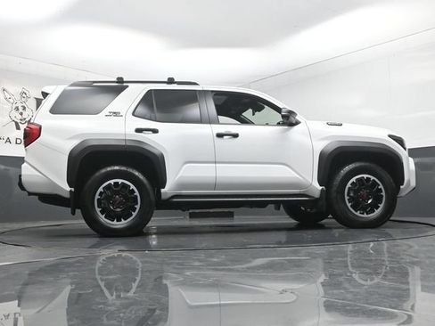 Used 2025 Toyota 4Runner TRD Off-Road Premium AWD/4WD image 54