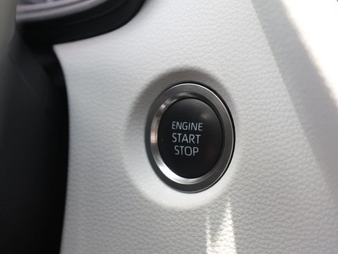 Used 2024 Toyota Corolla SE FWD image 26