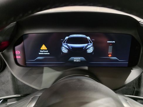 Used 2024 McLaren 750S image 15