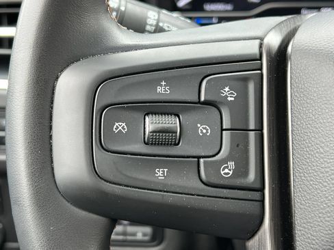 Used 2023 GMC Yukon XL AT4 w/ AT4 Premium Plus Package AWD/4WD image 27