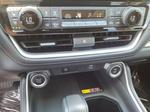 Used 2024 Toyota Grand Highlander FWD image 25